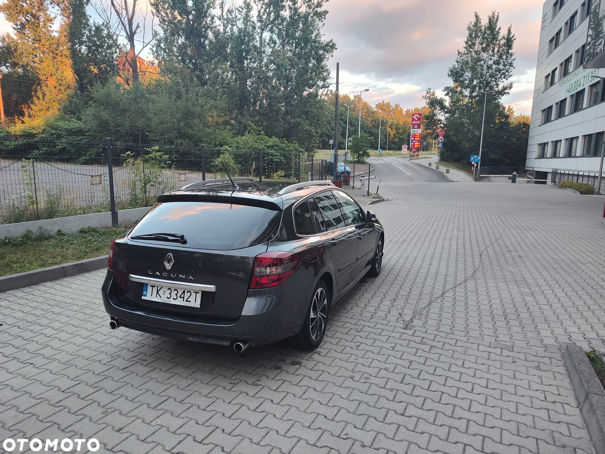Renault Laguna 2.0 dCi Bose Edition - 3