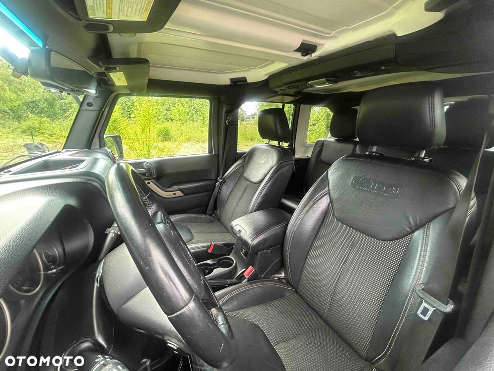 Jeep Wrangler 3.6 Unlim Rubicon - 5