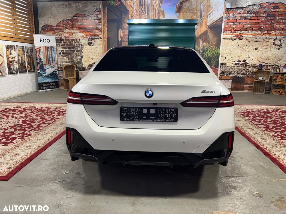 BMW Seria 5 520i AT MHEV - 21