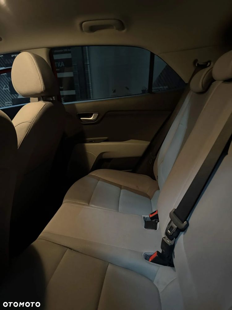 Kia Rio 1.2 XL - 14
