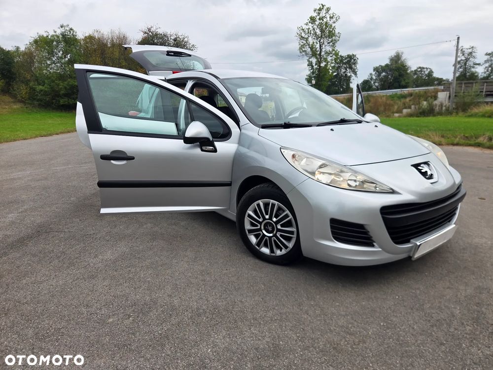 Peugeot 207 1.6 HDi - 23
