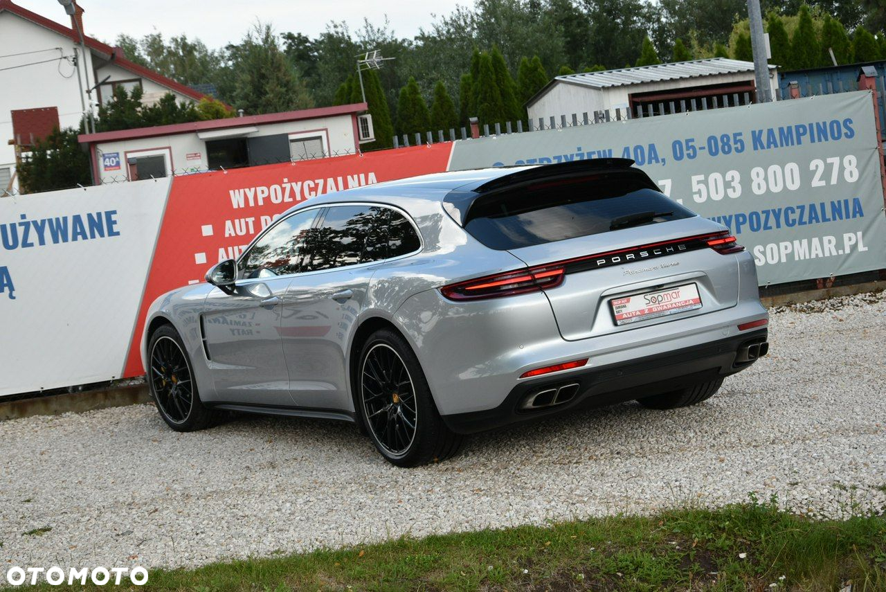 Porsche Panamera Turbo Sport Turismo - 4