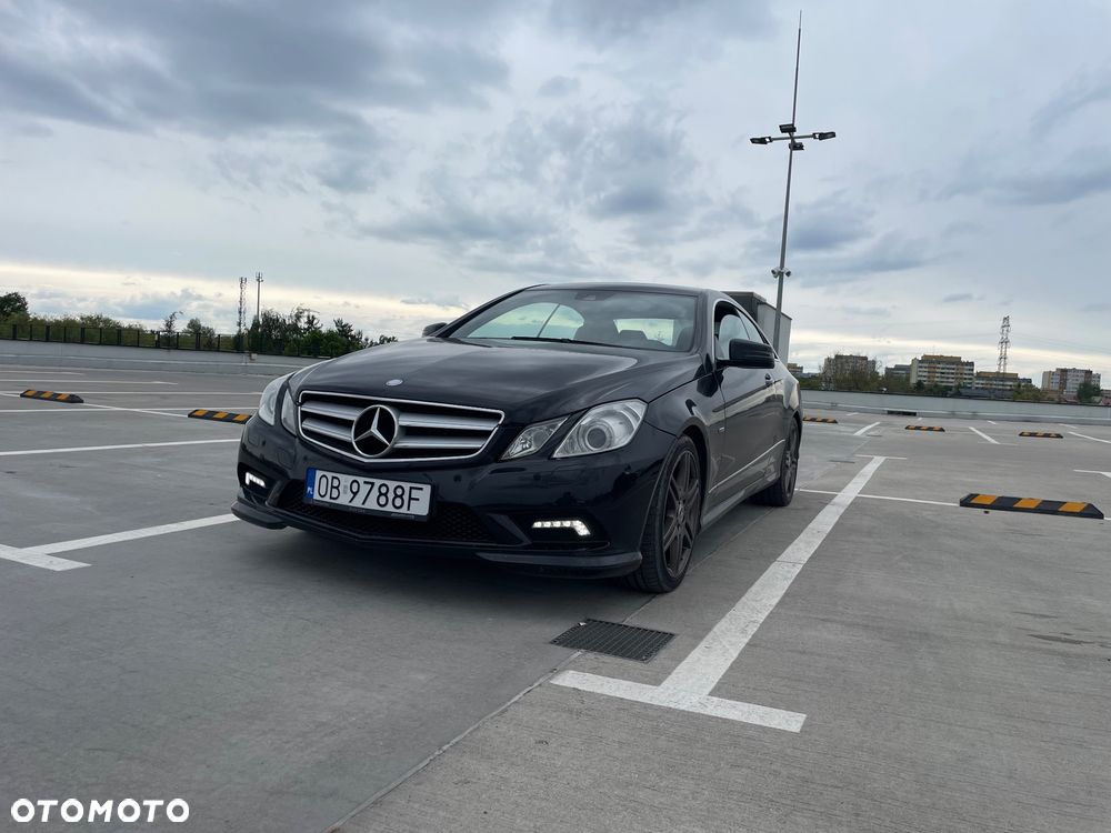 Mercedes-Benz Klasa E 250 CDI DPF BlueEFFICIENCY Automatik Elegance - 4