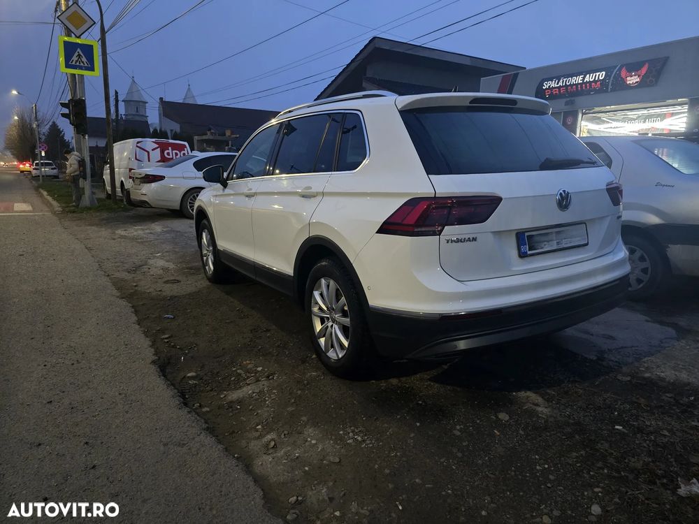 Volkswagen Tiguan 2.0 TDI SCR 4MOTION DSG Comfortline - 4