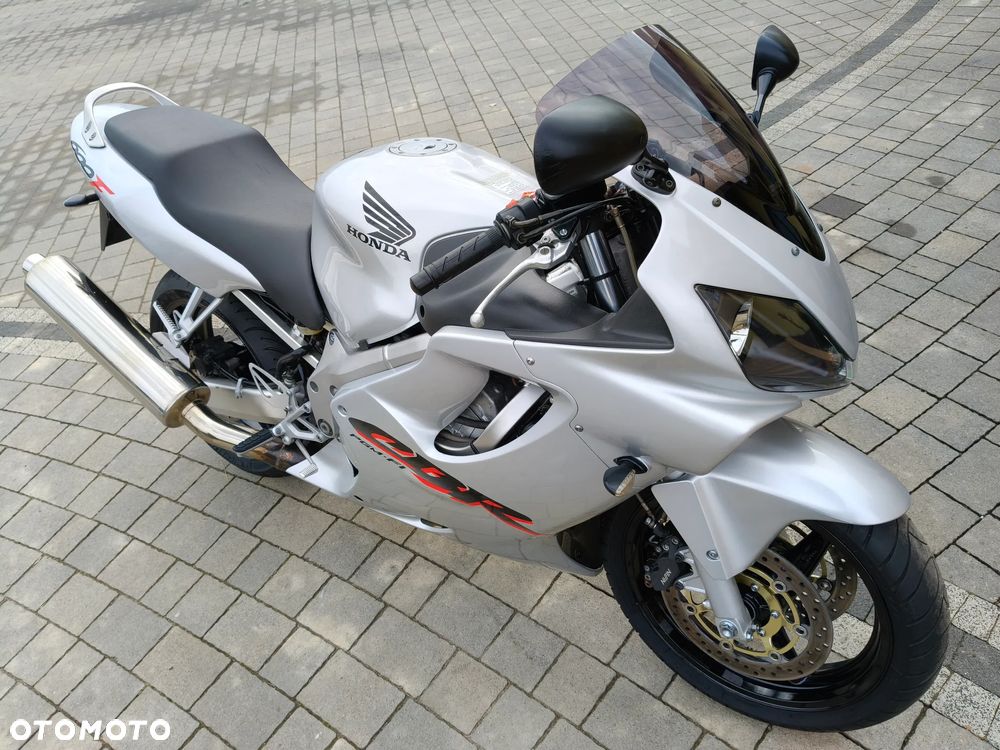 Honda CBR - 4
