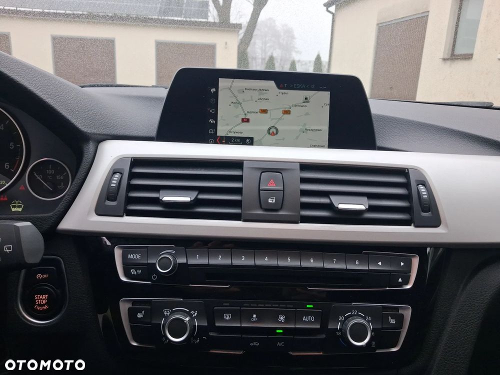 BMW Seria 3 316d Modern Line - 25