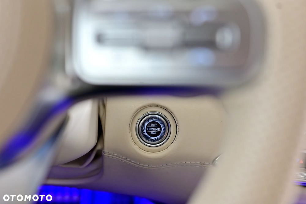 Mercedes-Benz Klasa S AMG 63 4-Matic+ 9G-TRONIC - 24