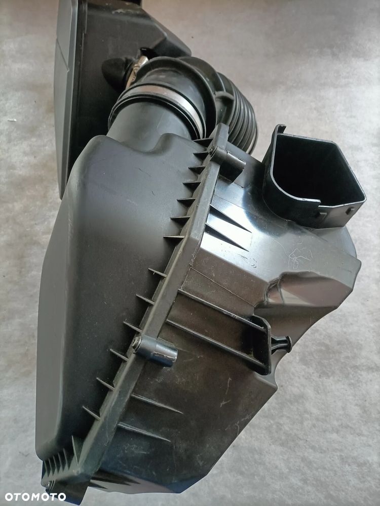 OBUDOWA FILTRA POWIETRZA  REZONATOR BMW G30 G31 G11 G12 G01 G01 8620473 8612084 - 6