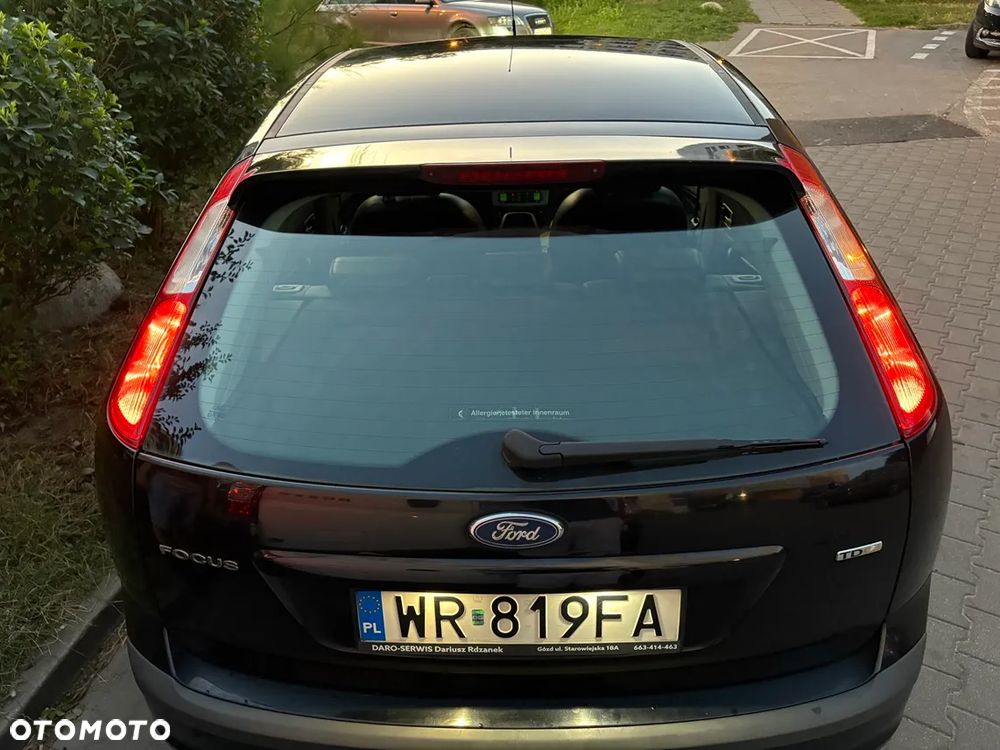 Ford Focus 2.0 TDCi DPF Titanium - 13