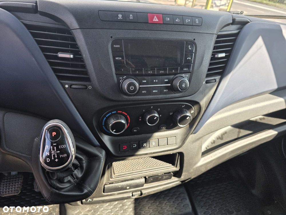 Iveco 35c16 Kontener+Winda Hi-Matic - 15
