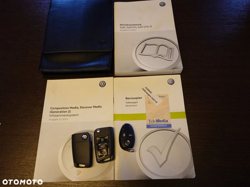 Volkswagen Golf 1.4 TSI BlueMotion Technology Lounge - 28