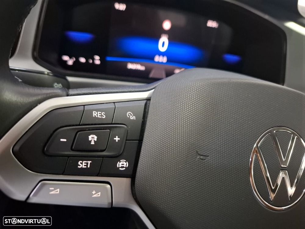 VW T-Roc 1.0 TSI Urban - 21