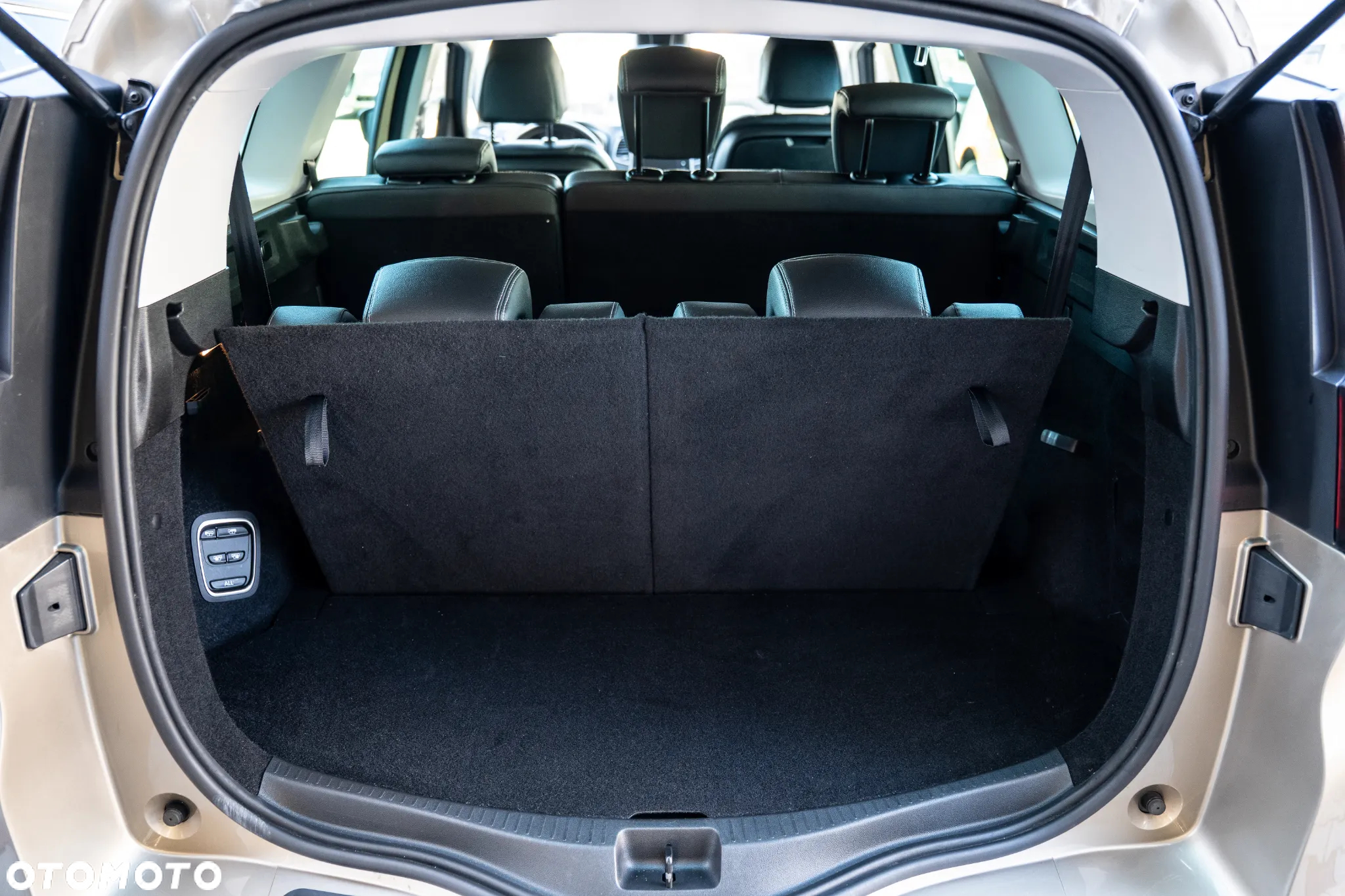 Renault Grand Scenic TCe 160 GPF EDC BOSE EDITION - 27