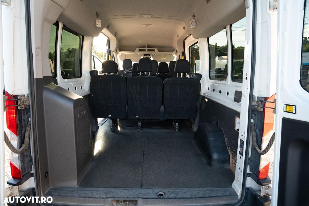 Ford transit - 12