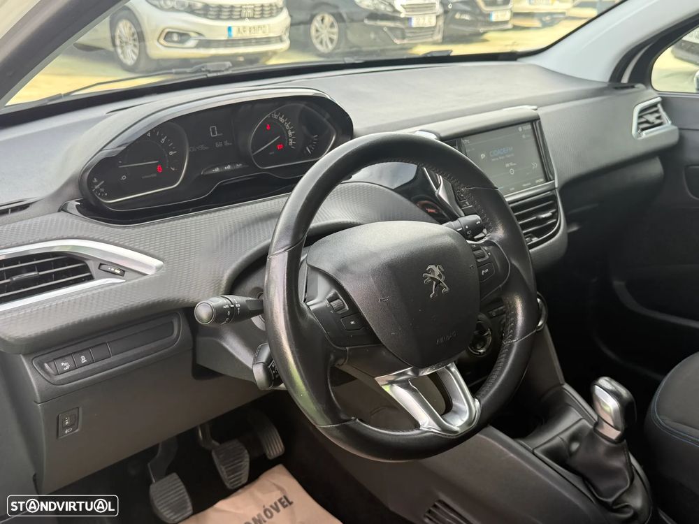Peugeot 208 1.2 PureTech Active - 15