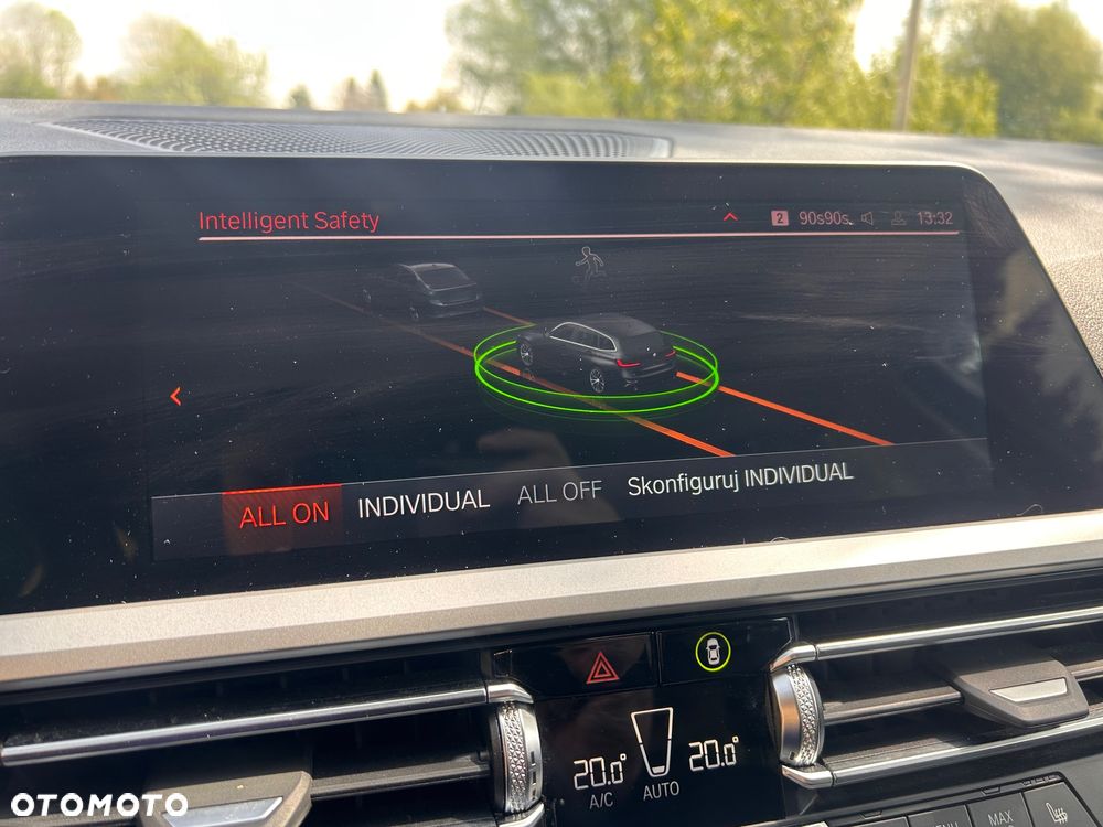 BMW Seria 3 318i Luxury Line sport - 15