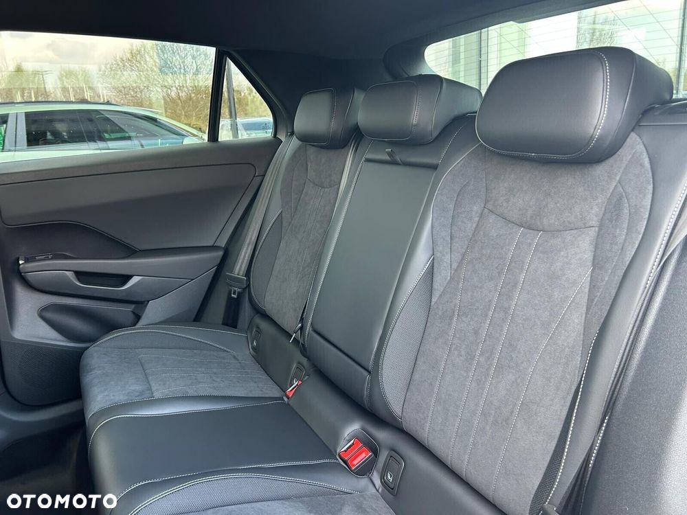 Volkswagen T-Roc - 7