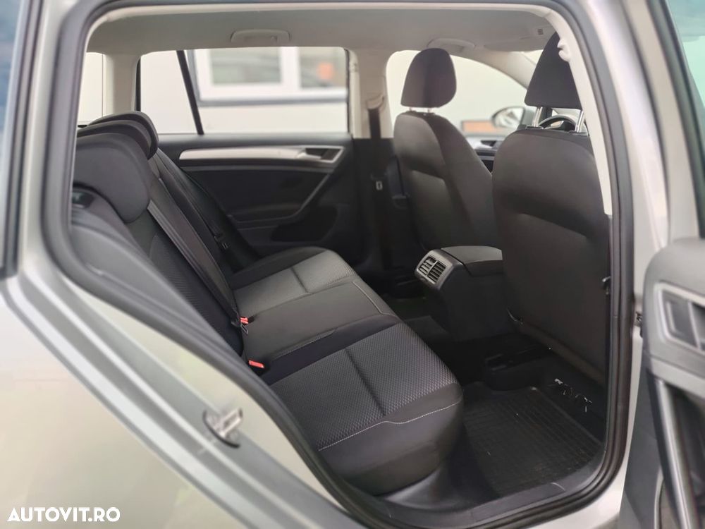 Volkswagen Golf 1.6 TDI (BlueMotion Technology) Comfortline - 8