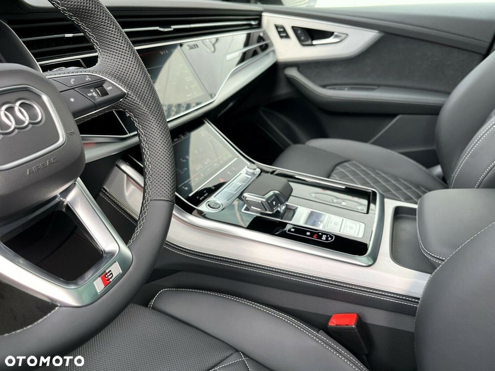 Audi Q8 - 29
