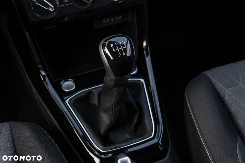 Volkswagen T-Cross - 20