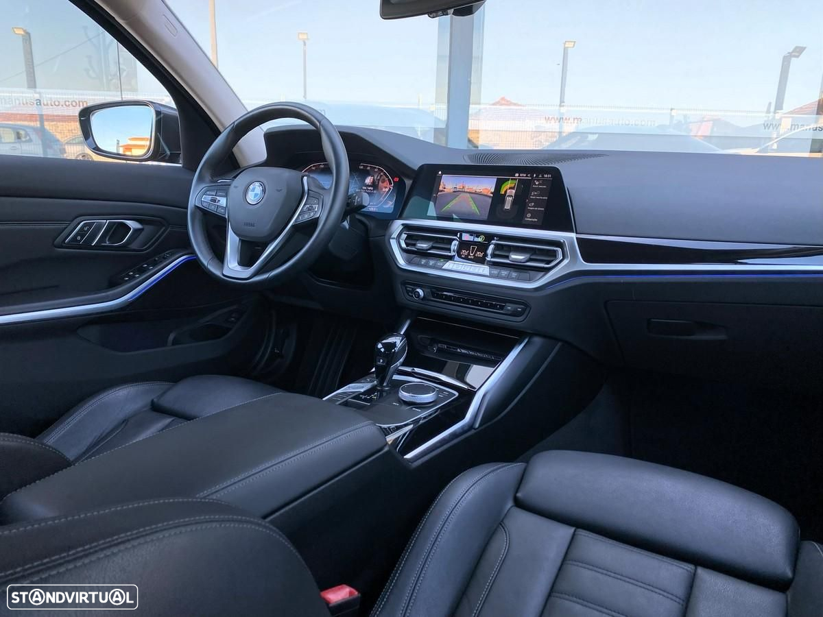 BMW 320 i Touring Line Sport - 16