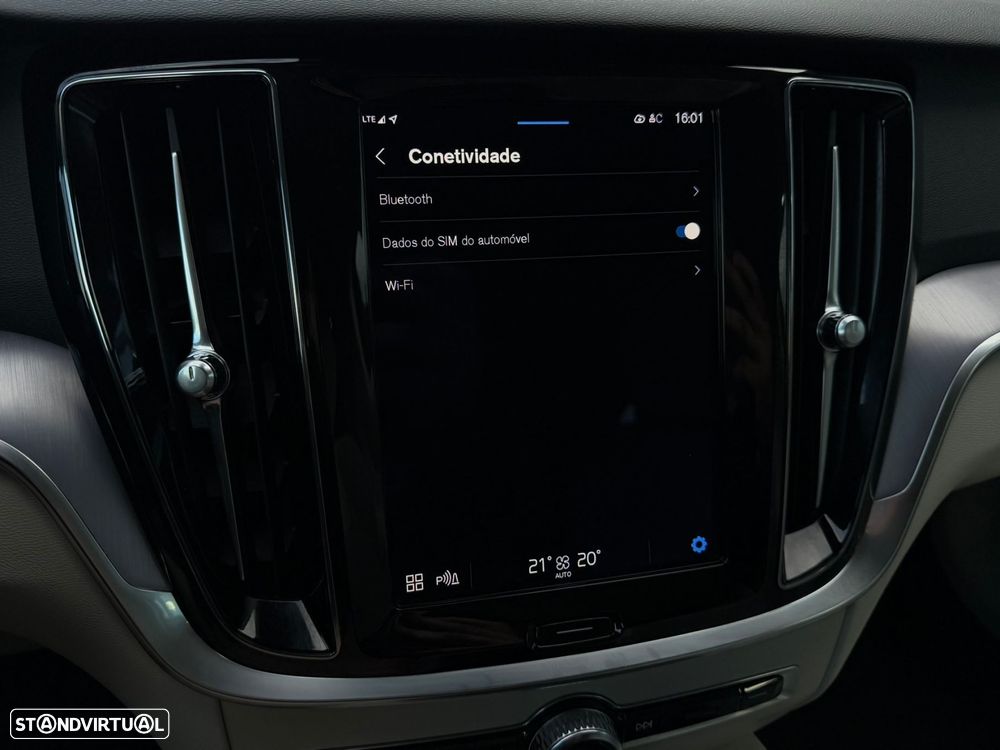 Volvo V60 2.0 T6 AWD TE Essential - 46