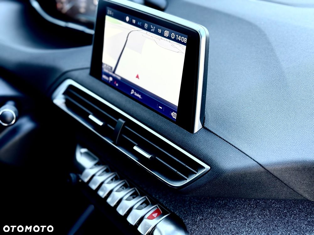 Peugeot 3008 PureTech 130 Stop & Start GPF Allure - 34