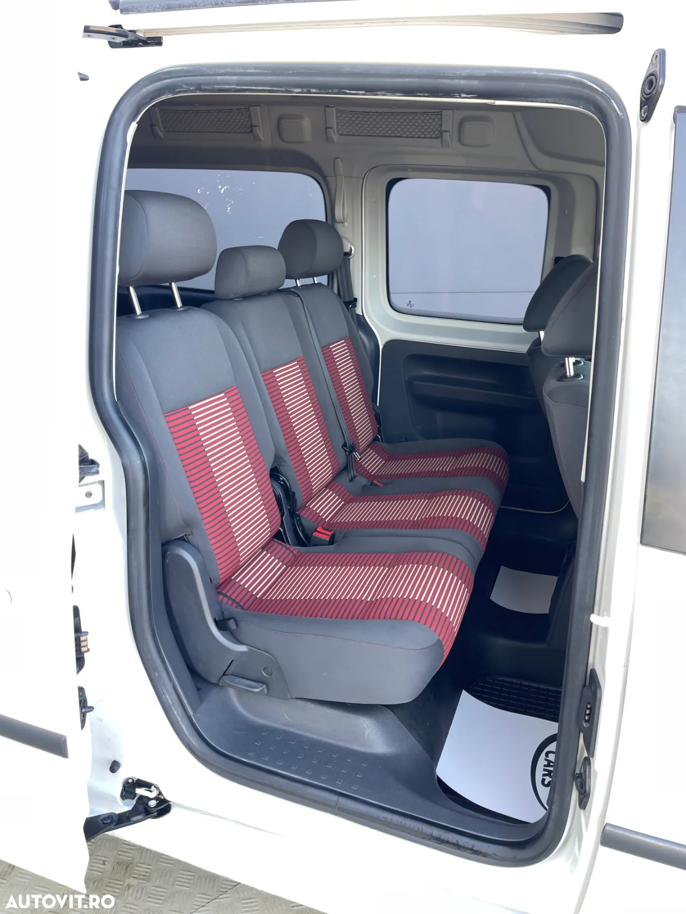 Volkswagen Caddy Maxi 2.0 TDI 4Motion Trendline - 23