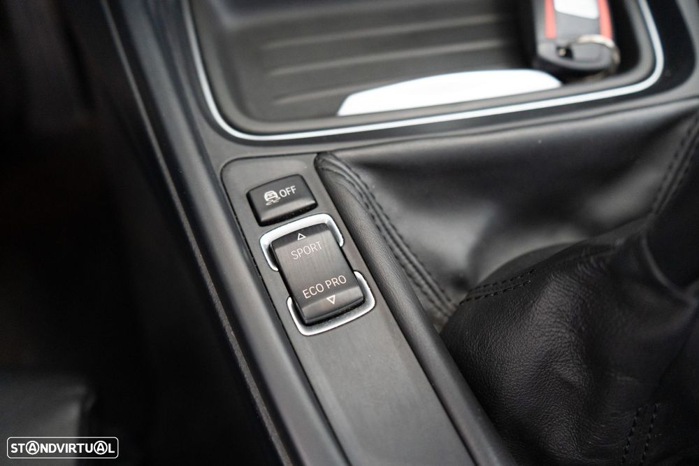 BMW 320 d ED Line Sport - 23