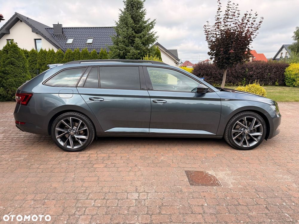 Skoda Superb 2.0 TSI 4x4 Sportline DSG - 5