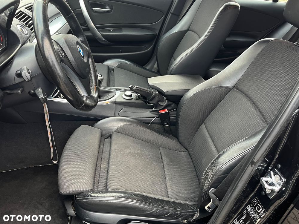 BMW Seria 1 123d - 10