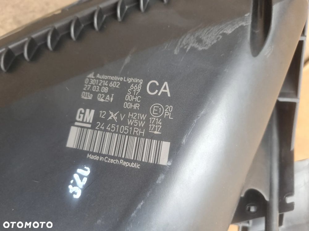 OPEL ZAFIRA B LAMPA PRAWY PRZÓD - 10