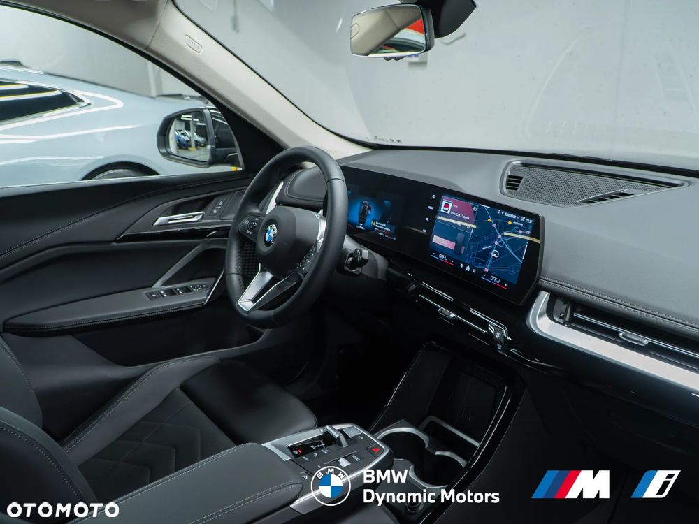 BMW X1 sDrive18i xLine - 21
