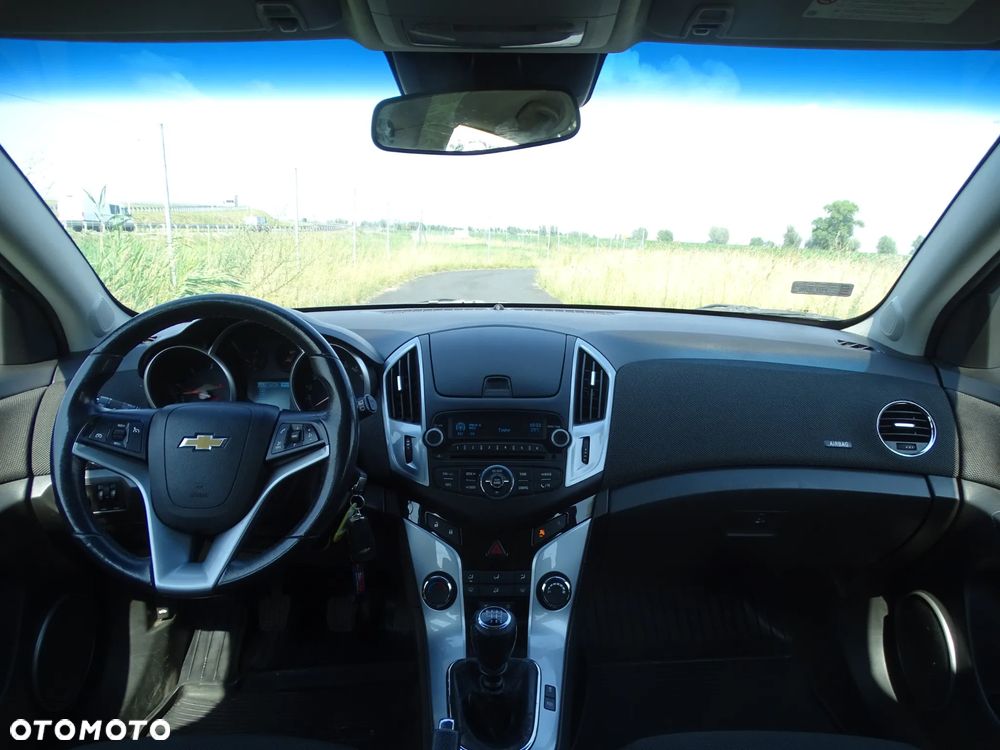 Chevrolet Cruze 1.7TD LT+ - 13