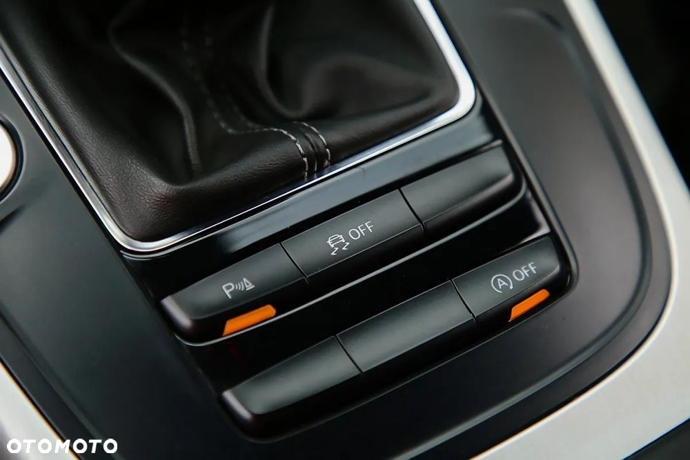 Audi A4 1.8 TFSI quattro S line Sportpaket - 31