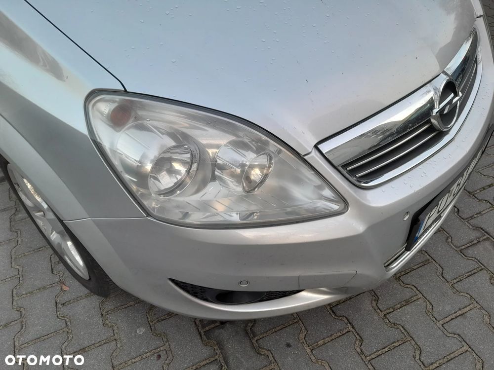 Opel Zafira 1.9 CDTI Essentia - 18