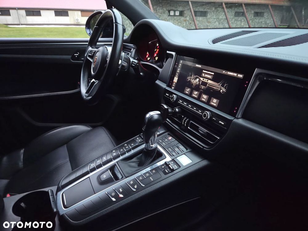 Porsche Macan - 23