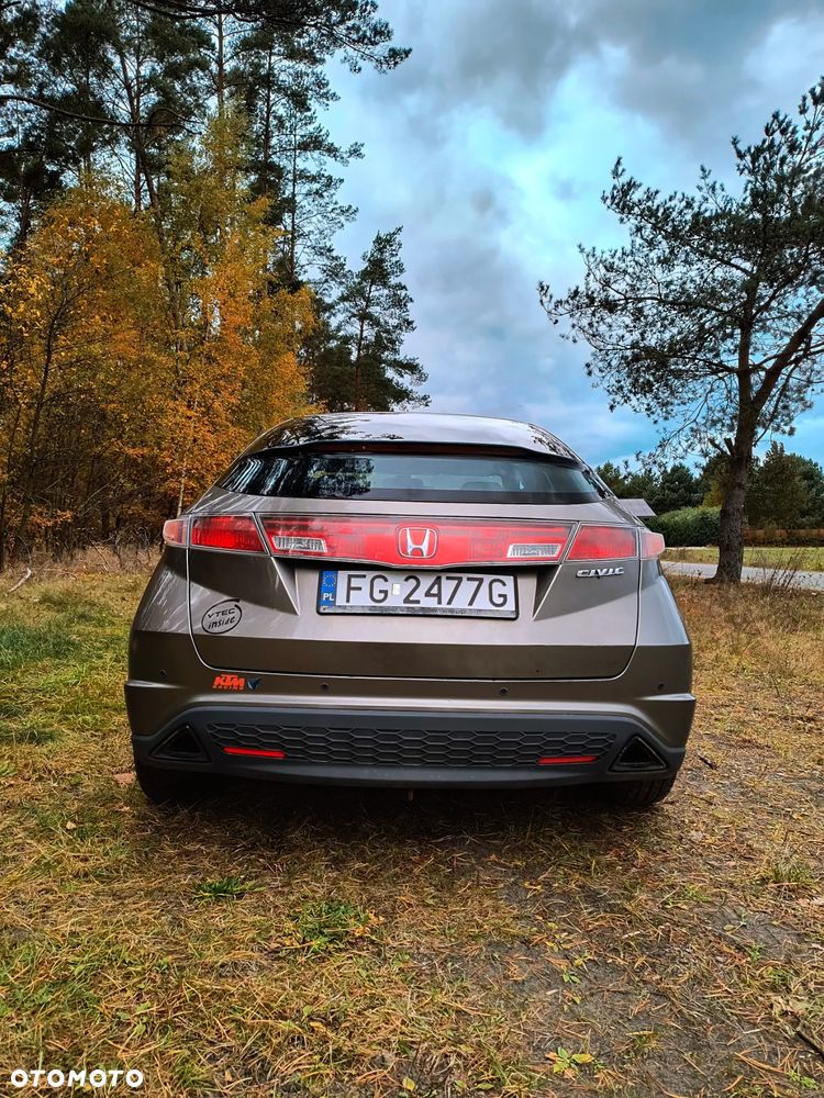 Honda Civic 1.8 Comfort - 2