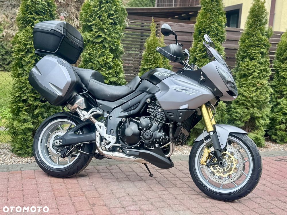Triumph Tiger - 2