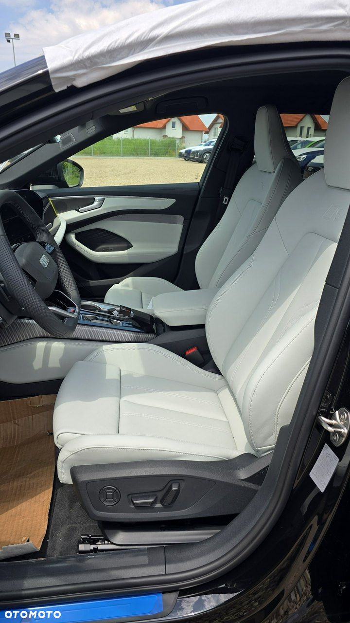 Audi A6 - 8