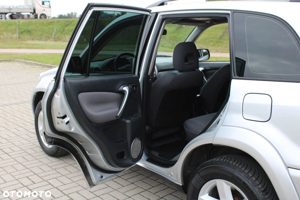 Toyota RAV4 4x4 - 23