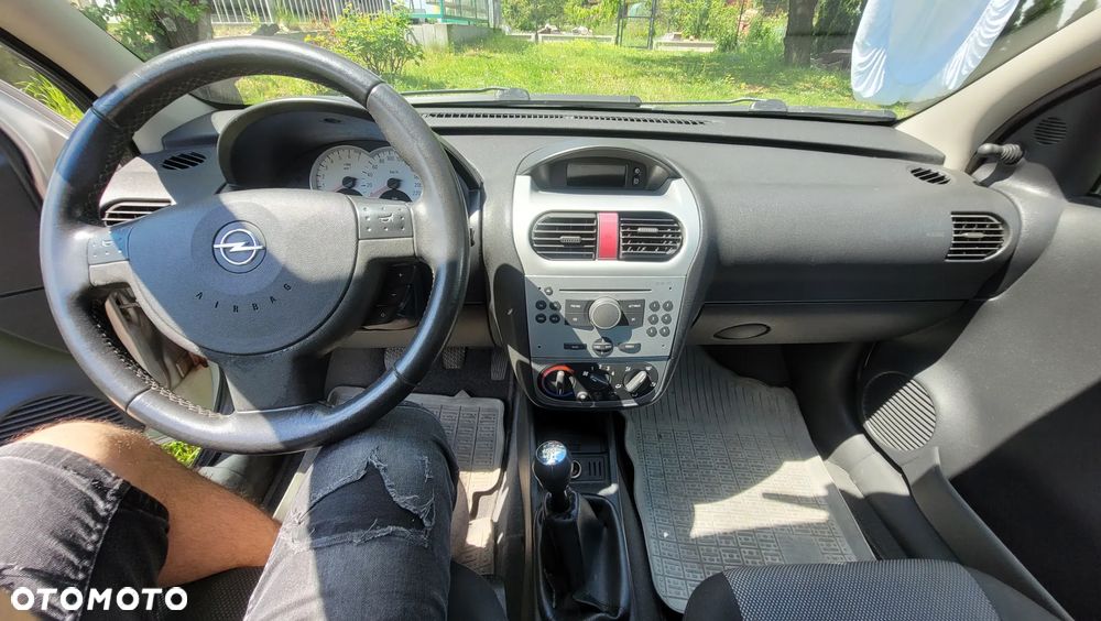 Opel Corsa 1.2 16V - 14