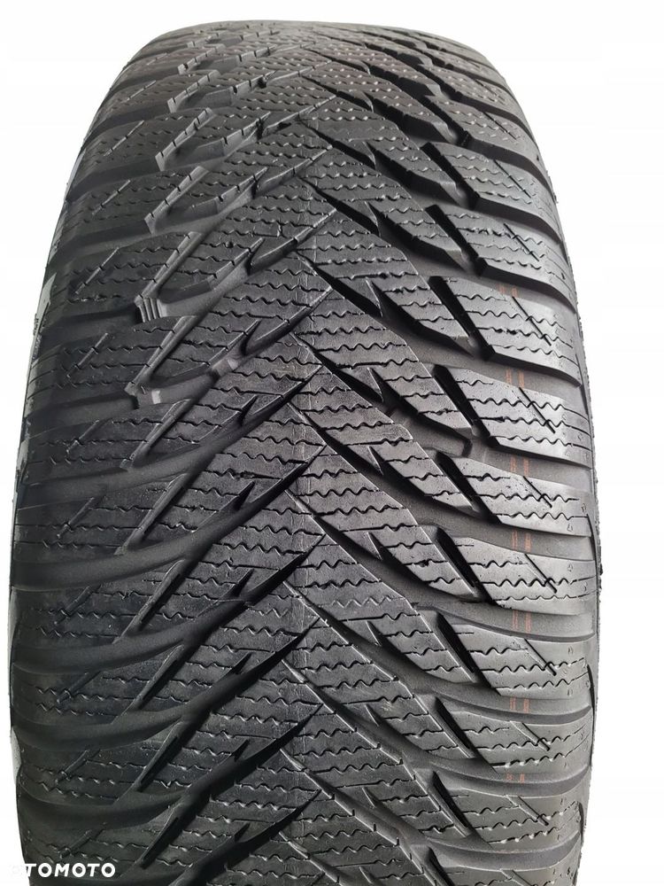 Goodyear ultragrip 8 performance 205/60 R16 96H 8.5mm 2020
