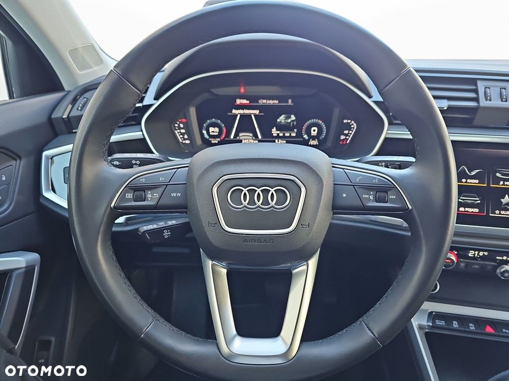 Audi Q3 Sportback - 14