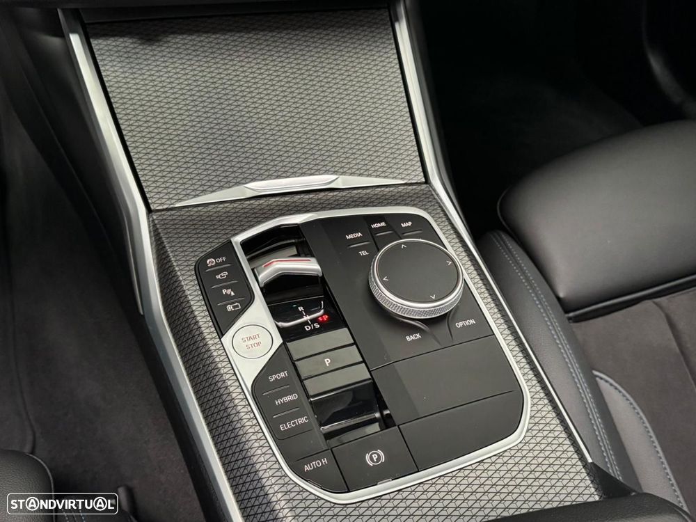 BMW 330 e Touring Pack M Auto - 40