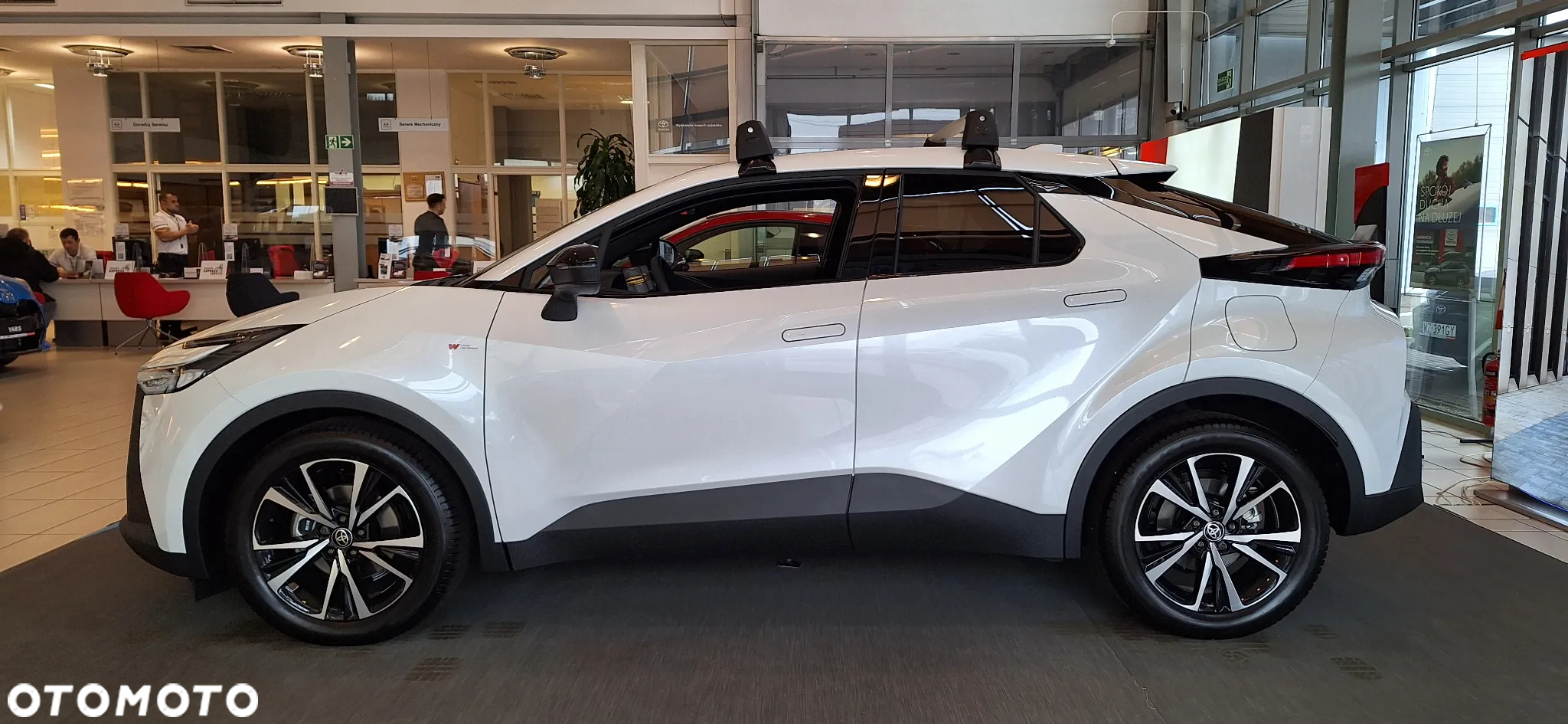 Toyota C-HR 2.0 PHEV Style - 2
