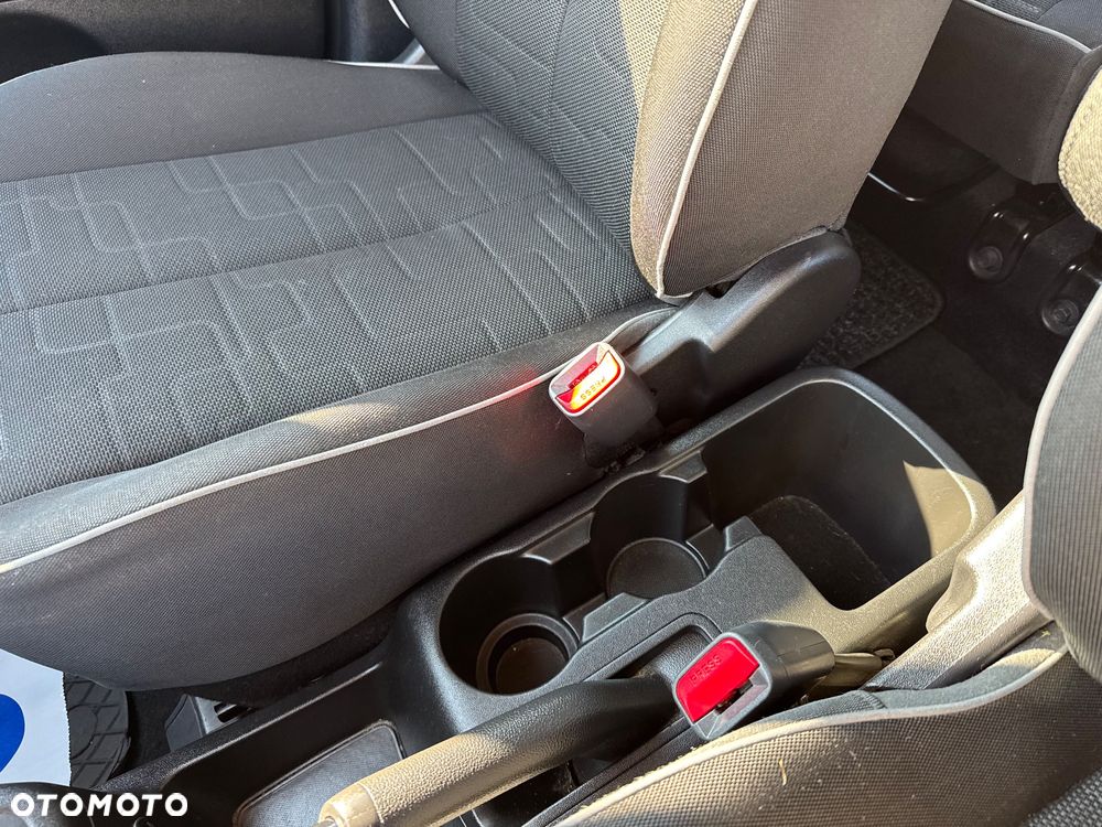 Kia Venga 1.4 CRDi M - 17