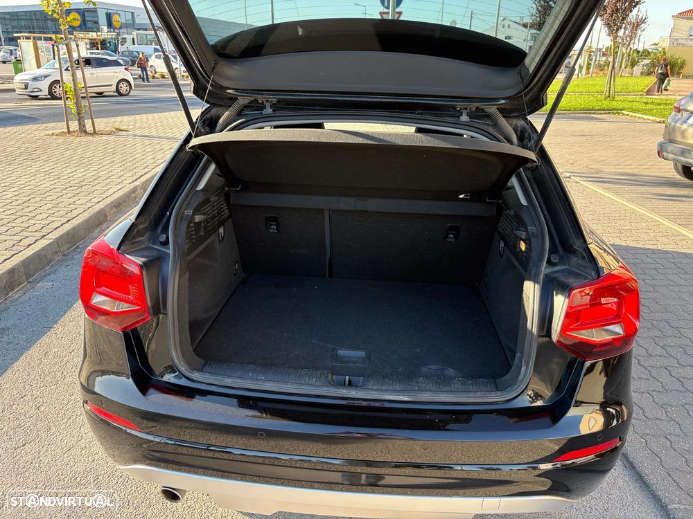 Audi Q2 30 TDI - 8