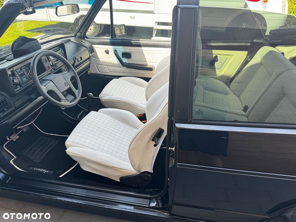 Volkswagen Golf - 5