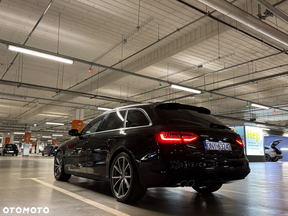 Audi A4 ver-2-0-tdi-dpf-clean-diesel-quattro-s-tronic-s-line-sportpaket - 9